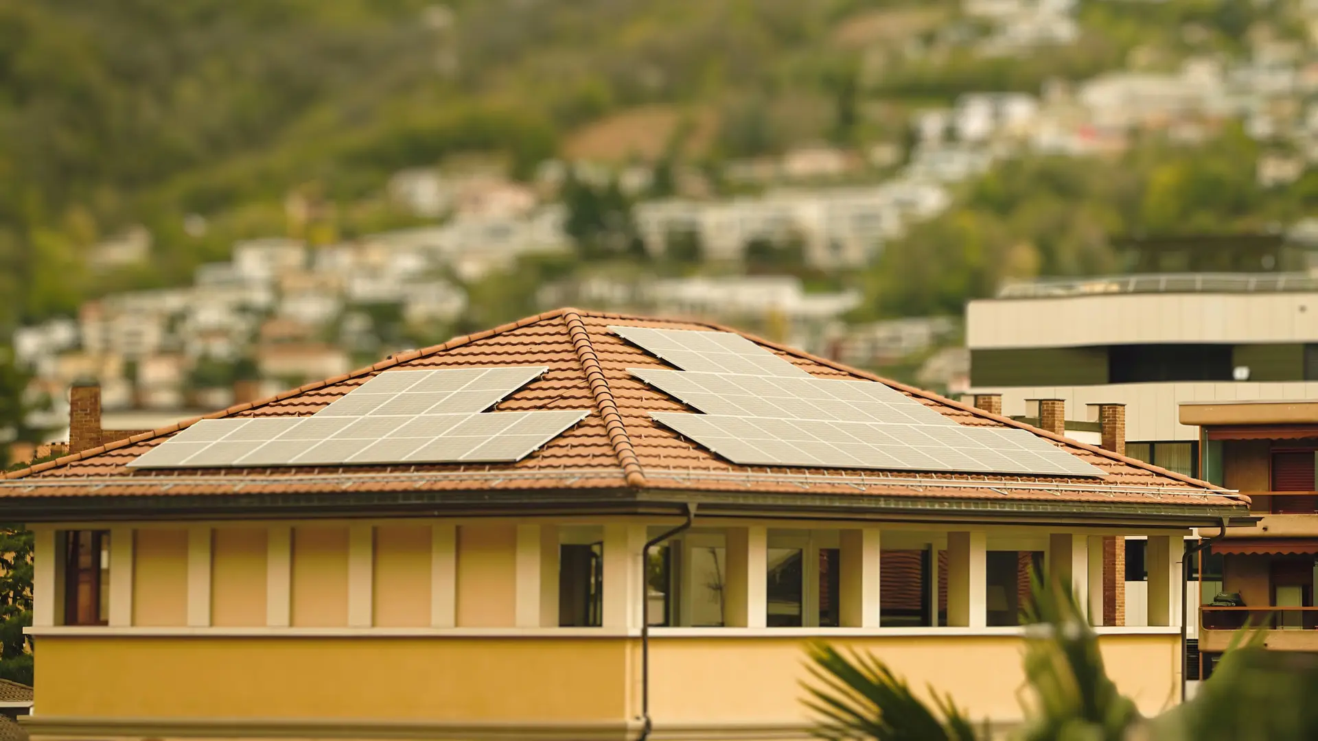 Why You Should Consider Rooftop Solar Loans for Your Home