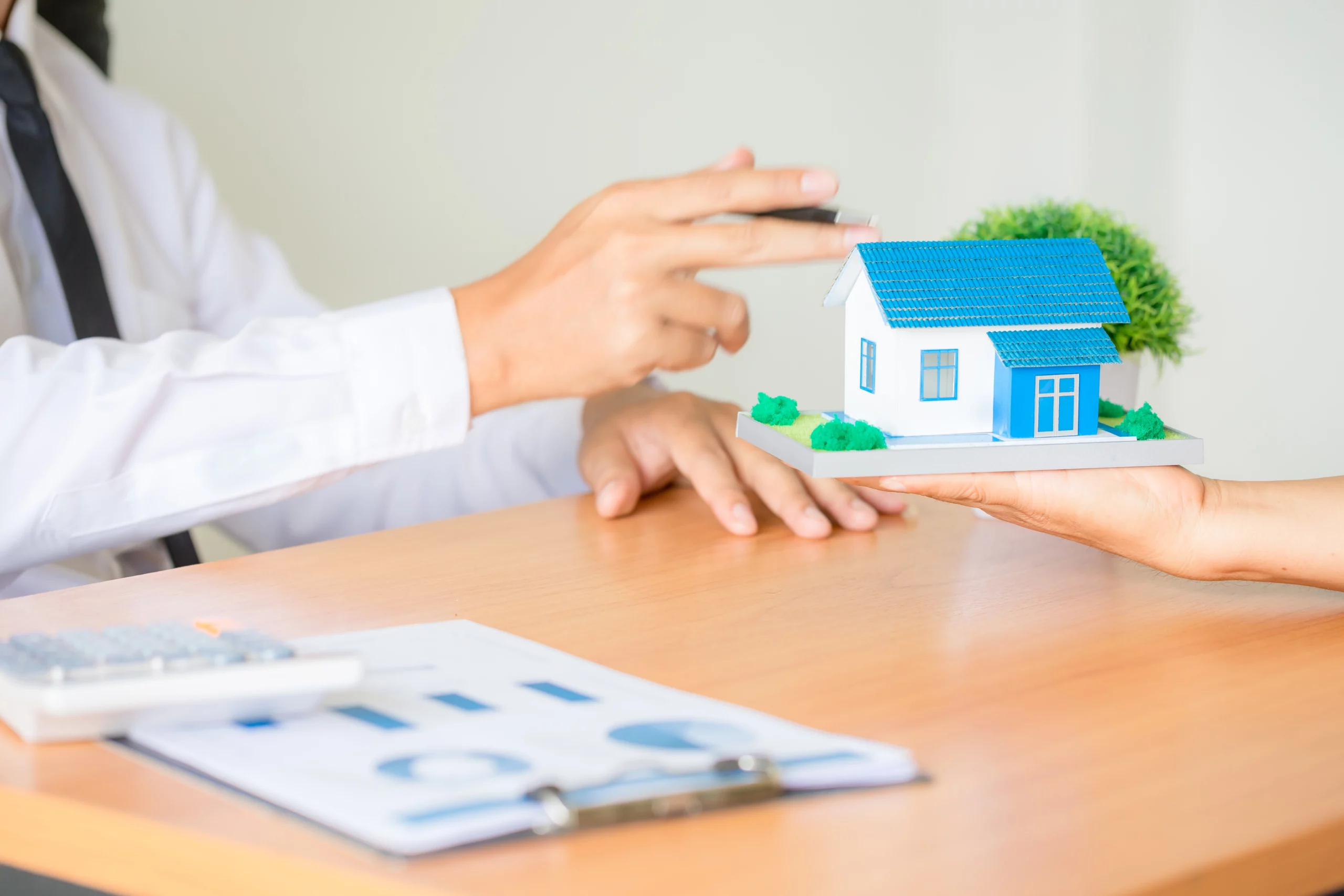 What are the Basics of a Mortgage Loan: Essential Insights and Tips